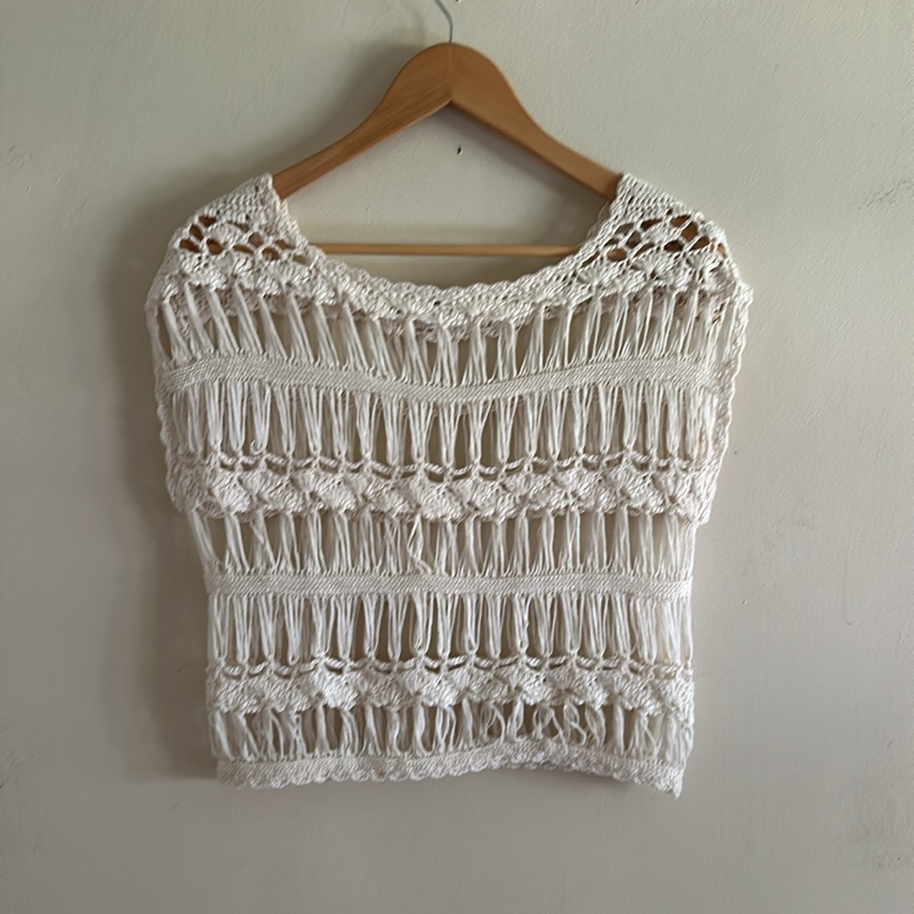 Candie’s Cream Chrochet Boho Crop Soft Shirt Size Small - Picture 2 of 5